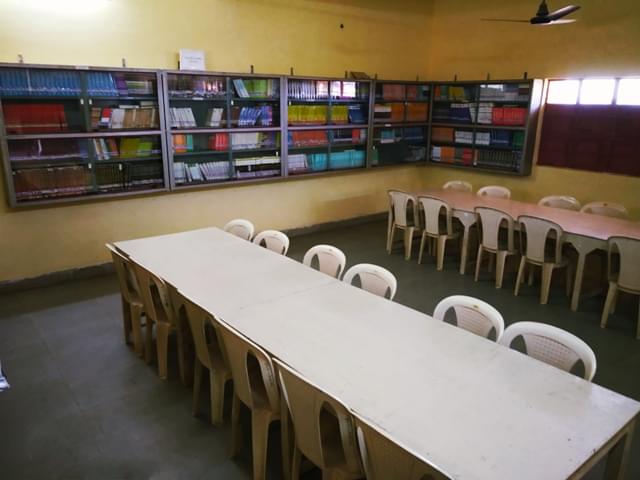 IQRA BCA College Bharuch Library photo 2